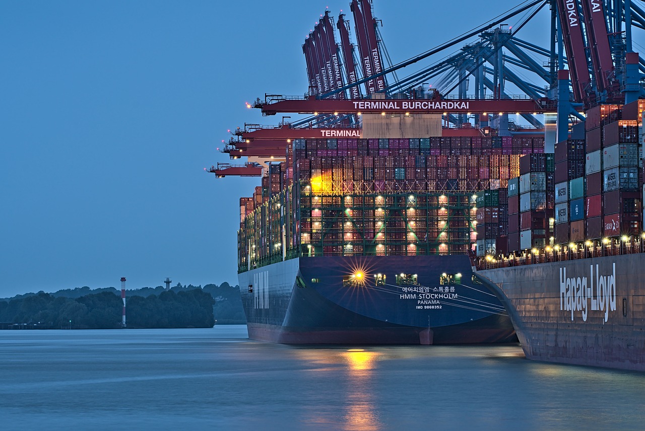 Port 6670684 1280 Port 6670684 1280